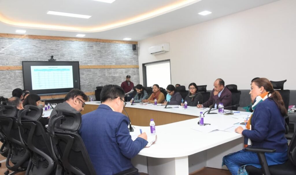 कैबिनेट मंत्री रेखा आर्या ने ली समीक्षा बैठक , आंगनवाड़ी सुपरवाइजर पदों पर प्रमोशन के लिए विज्ञप्ति अगले सप्ताह