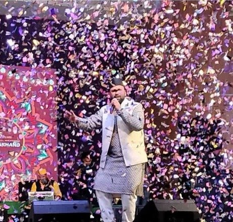 मसूरी विंटर कार्निवल में लोक गायक किशन महिपाल के नाम रही शाम