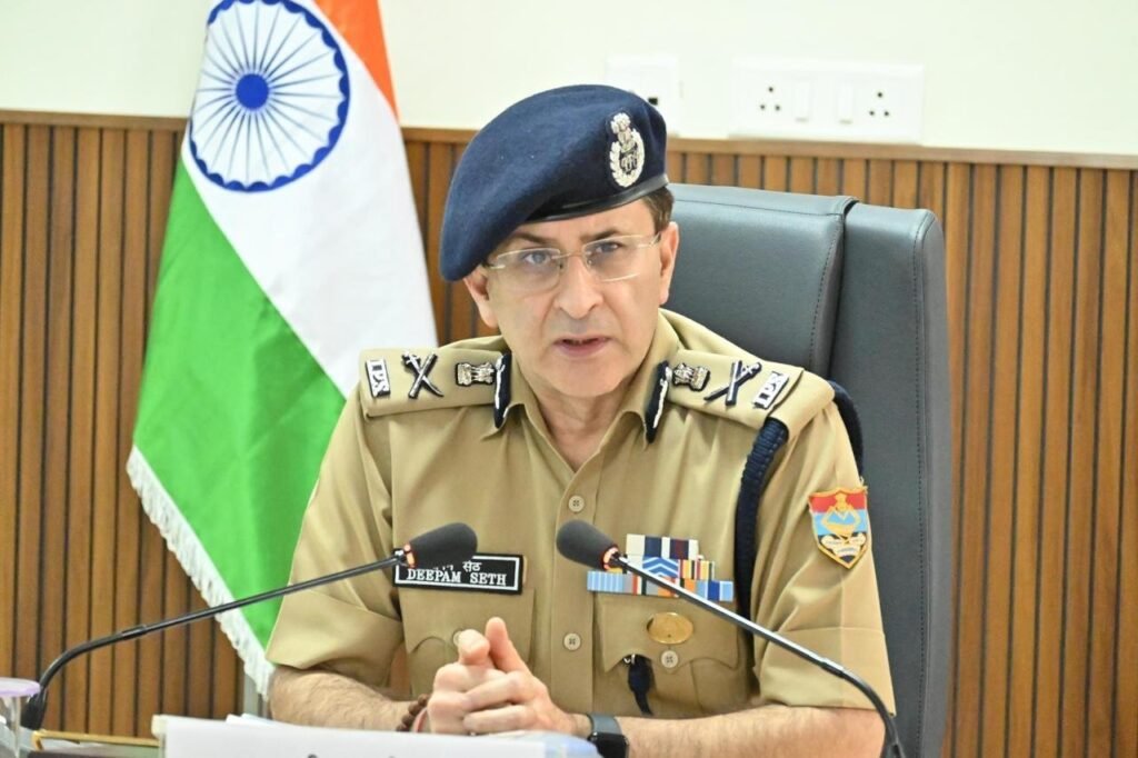 देहरादून में अपराध पर सख्ती : “ऑपरेशन प्रहार” शुरू, डीजीपी के कड़े निर्देश