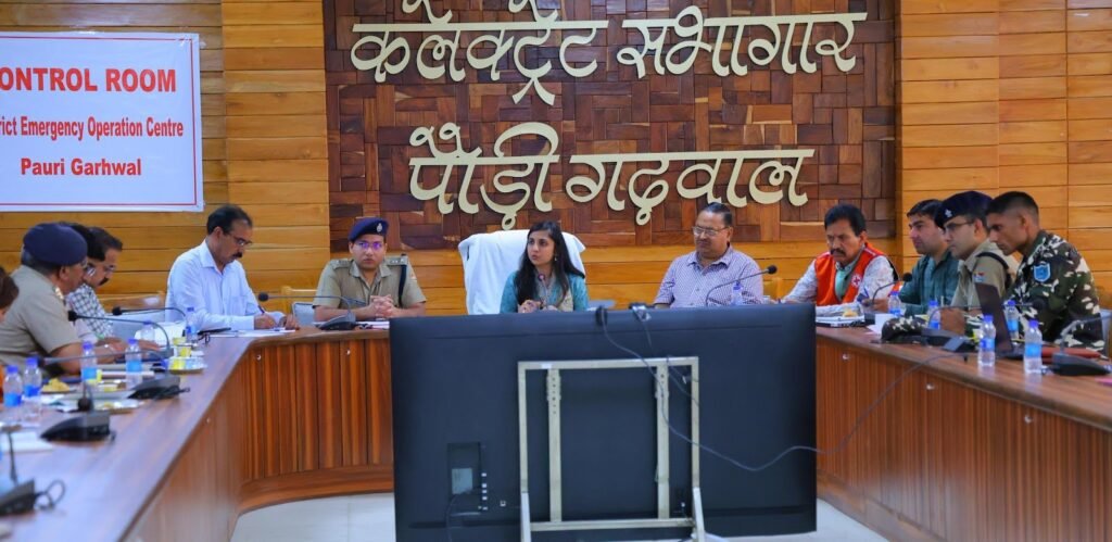 पौड़ी गढ़वाल : मुख्यमंत्री पुष्कर सिंह धामी के निर्देशों पर जिले में सात स्थानों पर राज्य स्तरीय आपदा मॉक ड्रिल, परखी गयी तैयारियां