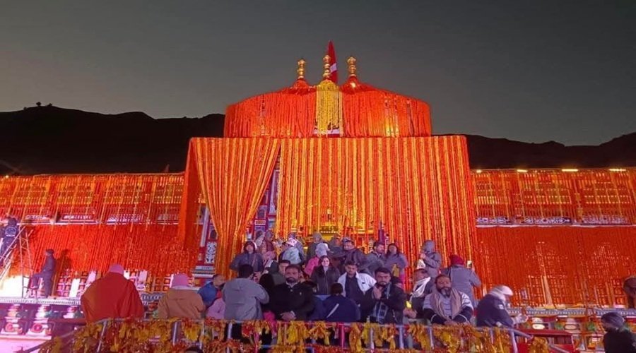 बदरीनाथ धाम चढ़ावा मामले की होगी उच्चस्तरीय जांच, सीएम धामी के निर्देश पर तीन सदस्यीय समिति गठित