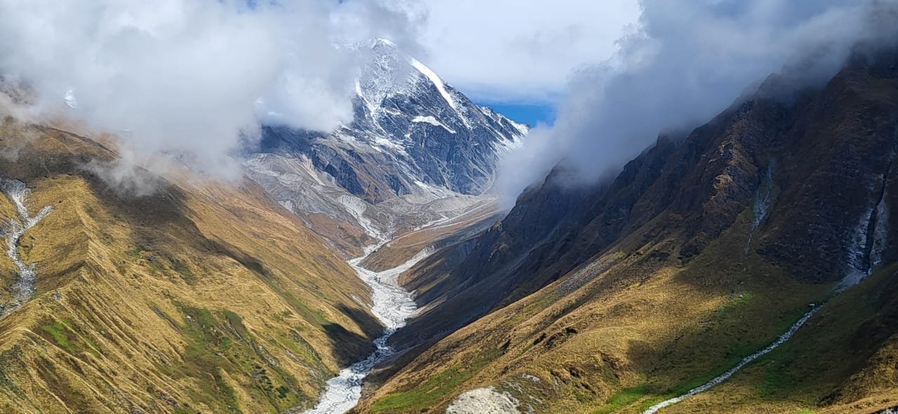 बुग्यालों में रात्रि प्रवास को सुप्रीम कोर्ट की मंजूरी, उत्तराखण्ड के ट्रैकिंग पर्यटन को मिलेगी नई रफ्तार